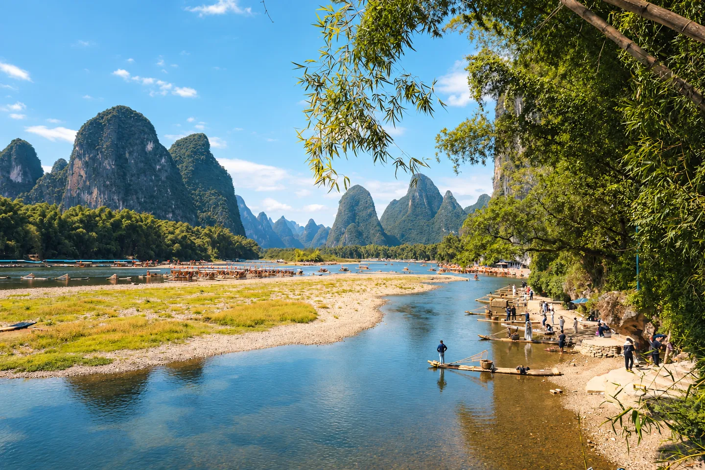 Li River and karst hills near Xingping